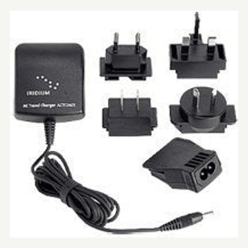 Iridium AC/DC travel charger - sat-square-v1